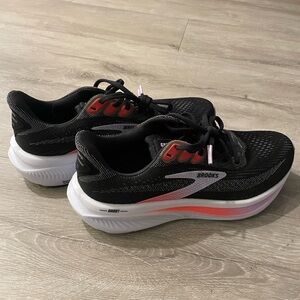 Brooks Ghost 17 Women's Black and Pink Athletic Shoes